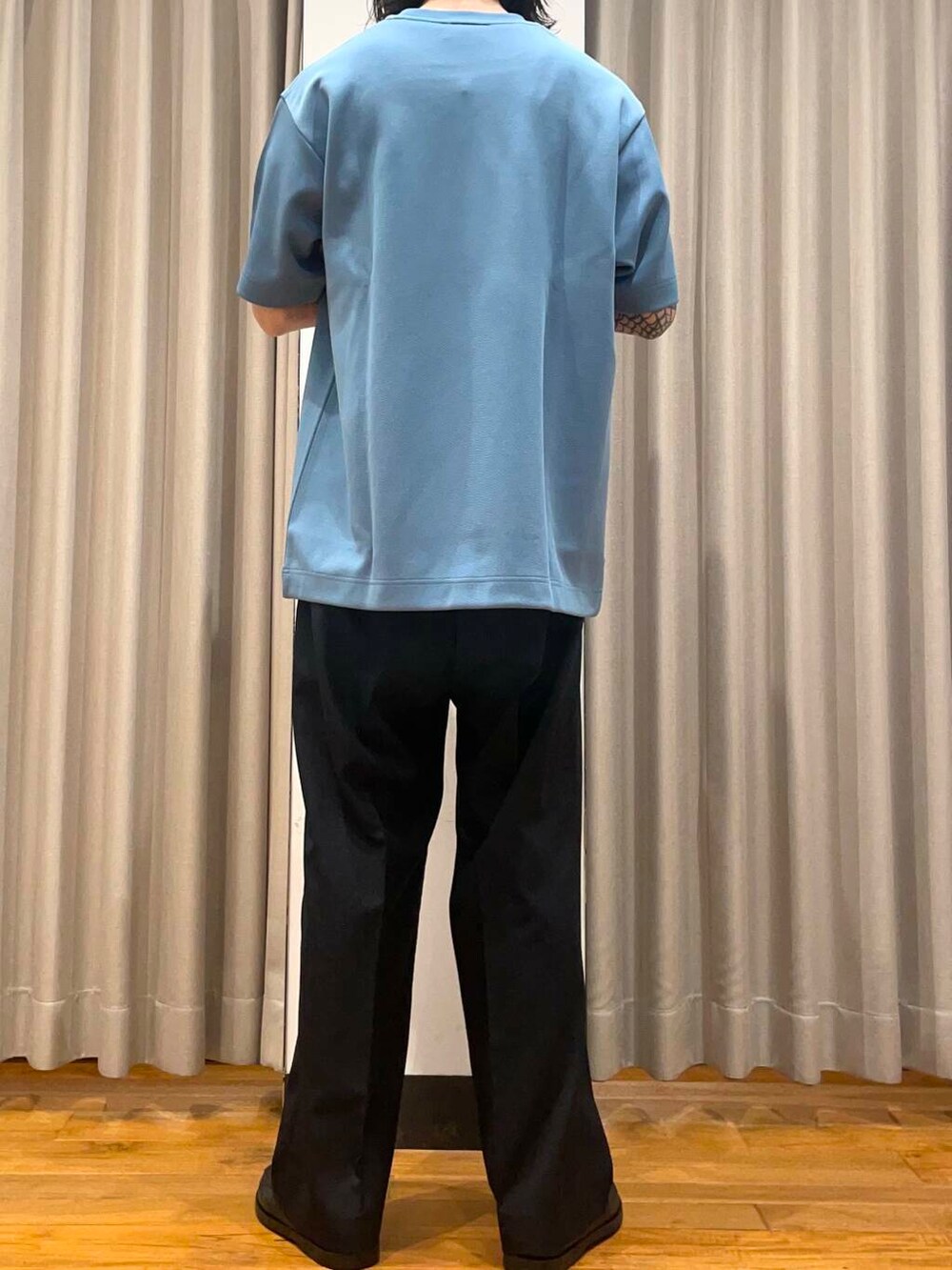 「アーバンリサーチ、別注、URBANRESEARCH、newarrival、ラコステ」｜「LACOSTEの『別注』LACOSTE×UR　Functional Pique T-shirts（Tシャツ/カットソー、ブルー系）」を使った、RYOさん（メンズ・175cm）の春コーディネートの3枚目の写真