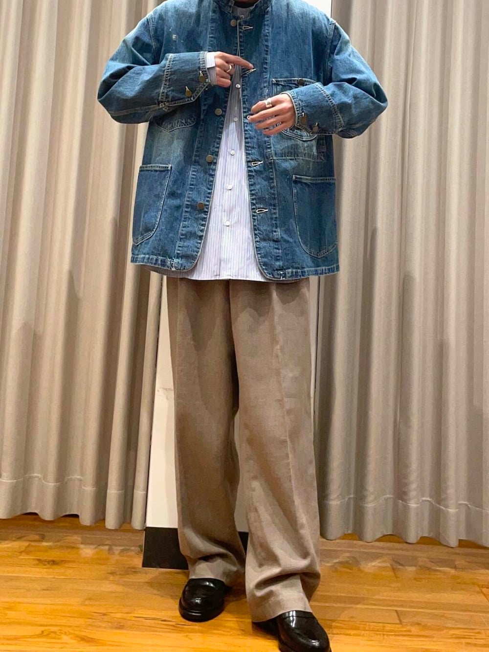 「アーバンリサーチ、別注、URBANRESEARCH、newarrival、春カラーコーデ」|「THOMAS MASONのnew basic THOMAS MASON NOCOLLAR SHIRTS(シャツ/ブラウス、その他)」を使った、RYOさん(メンズ・175cm)の春コーディネートの3枚目の写真