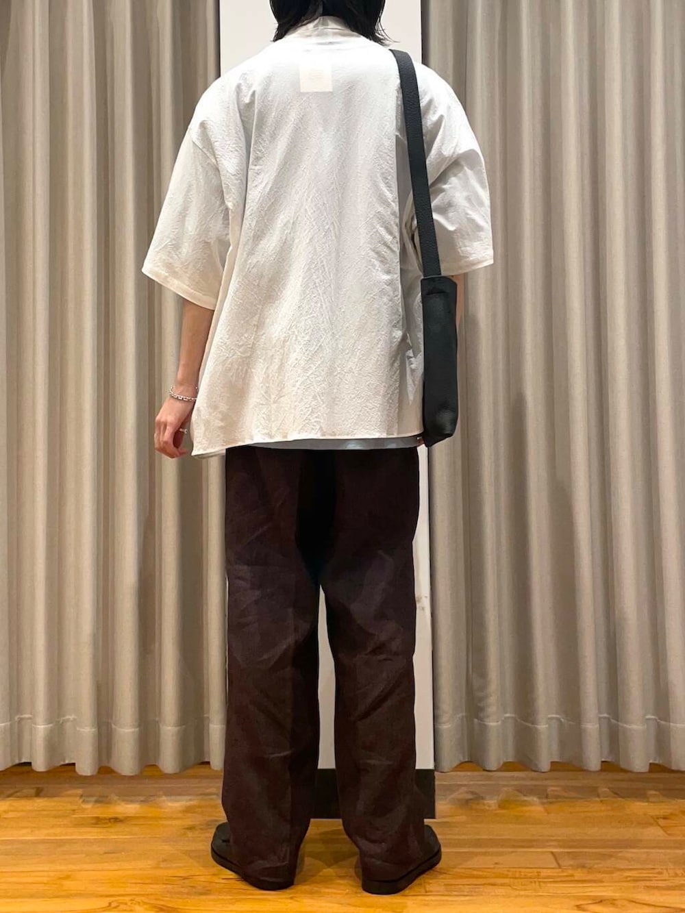 「アーバンリサーチ、URBANRESEARCH、champion、newarrival、休日スタイル、ggg」｜「ITTIのITTI　MARY SHOULDER - PM（ショルダーバッグ、ブラック系）」を使った、RYOさん（メンズ・175cm）の春コーディネートの3枚目の写真