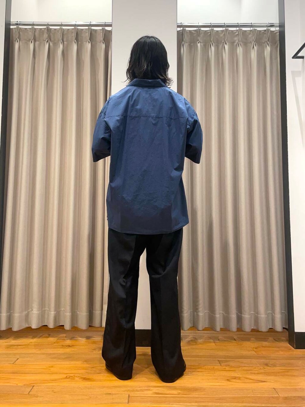 「アーバンリサーチ、URBANRESEARCH、newarrival、aton、farah、初夏のお出かけコーデ」｜「URBAN RESEARCHのnew basic 冷感COOL Tシャツ（Tシャツ/カットソー、ホワイト系）」を使った、RYOさん（メンズ・175cm）の春コーディネートの2枚目の写真