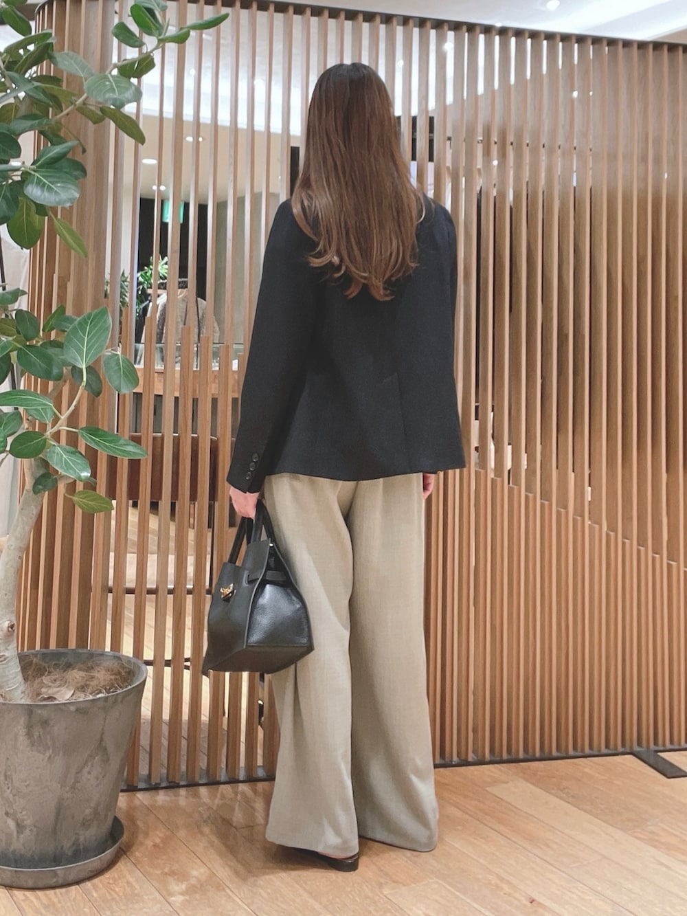 YUMI(URBAN RESEARCH ルミネ大宮)|URBAN RESEARCHのその他アウターを使ったコーディネート - WEAR