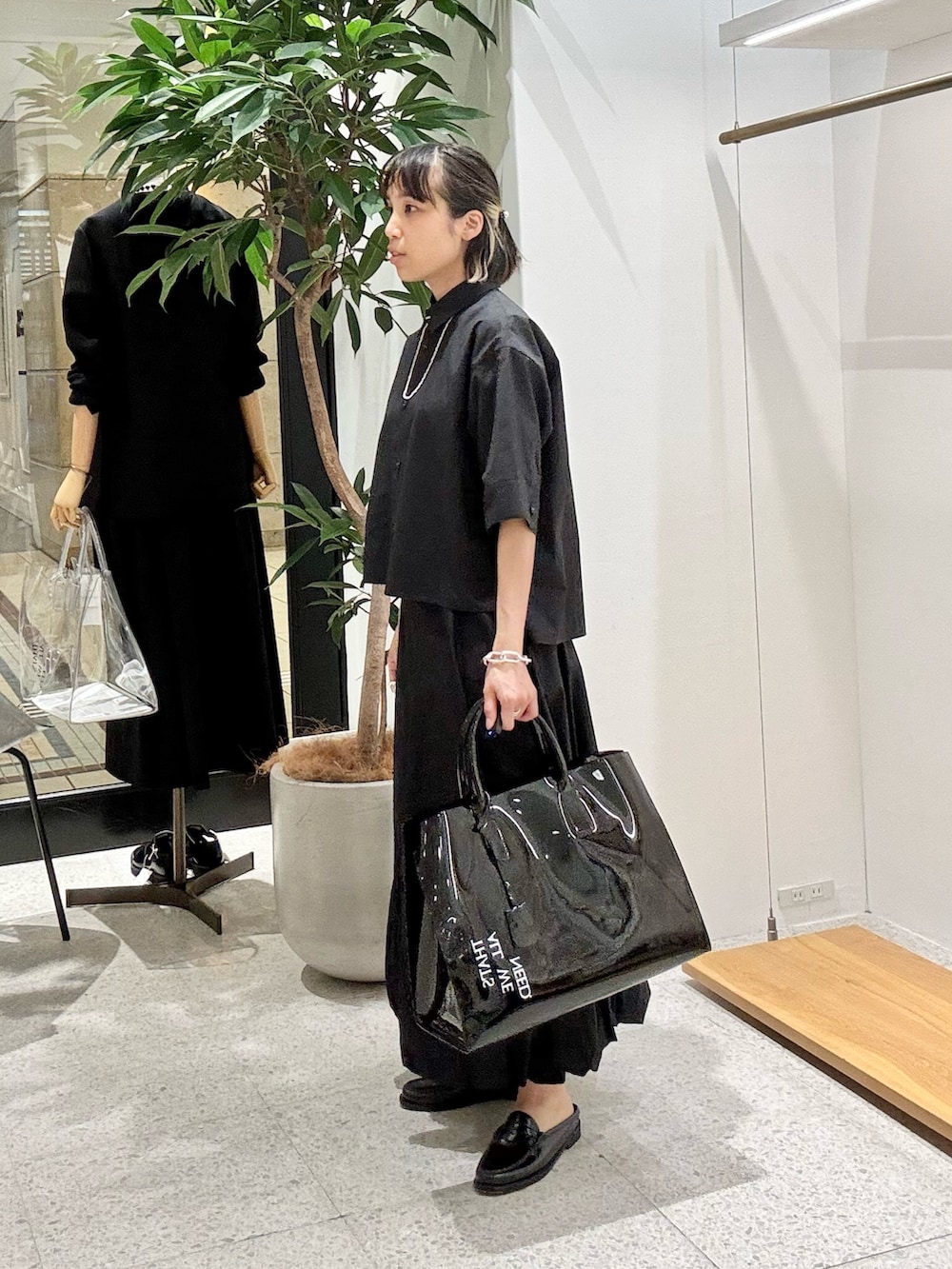 ODAKAさんの「【Hoaw.】ミニパールロングネックレス（Whim Gazette）」を使ったコーディネートの5枚目の写真