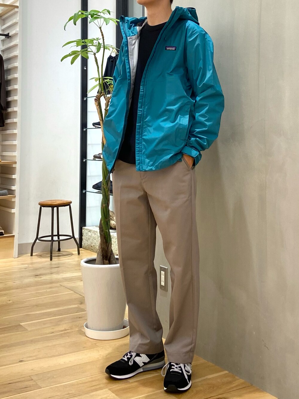 メンズの秋コーディネートの2枚目の写真