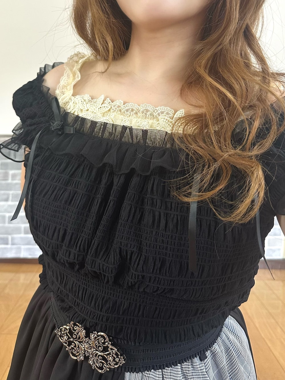 まりさんの「ローズ付ふくれジャカードトップス（axes femme）」を使ったコーディネートの5枚目の写真