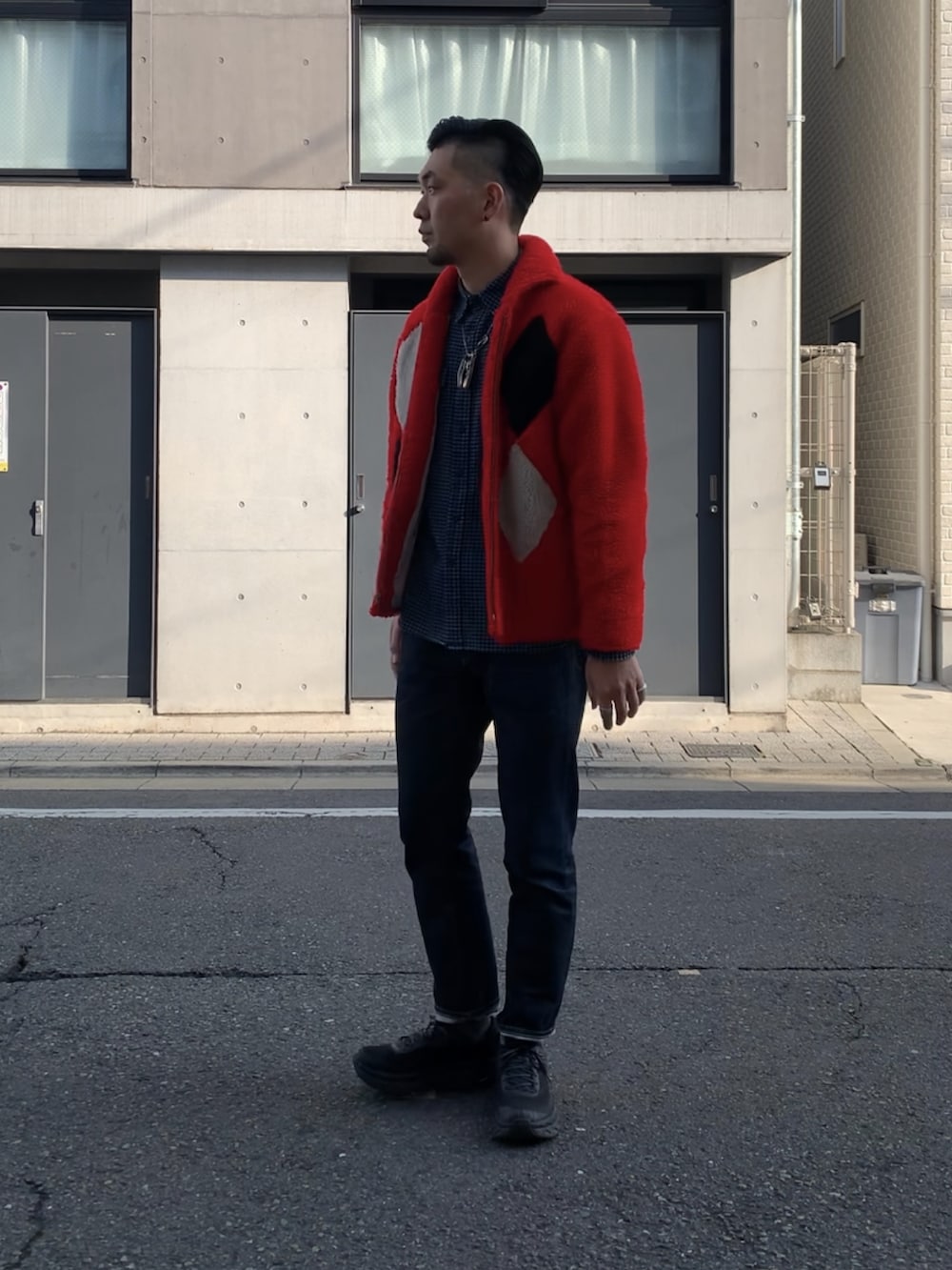 8ight ㉝ on1｜HOKAのスニーカーを使った春コーディネート - WEAR