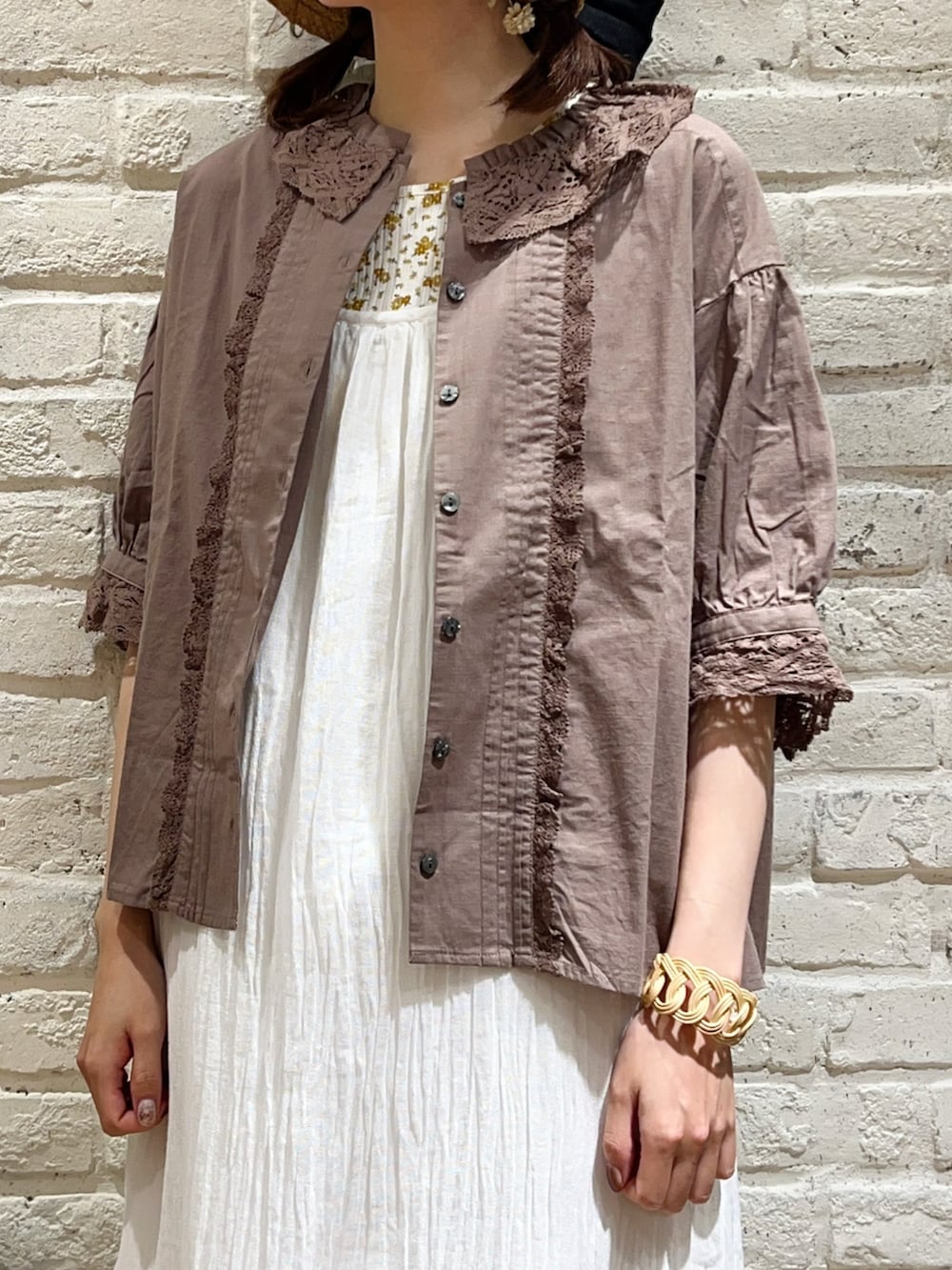 「サマンサ モスモス(Samansa Mos2)、Samansa Mos2、SM2」|「Samansa Mos2の【UVカット】5WAYリボンバケットハット(ハット、ブラック系)」を使った、いっしき🐻さん(レディース・163cm)の秋コーディネートの2枚目の写真
