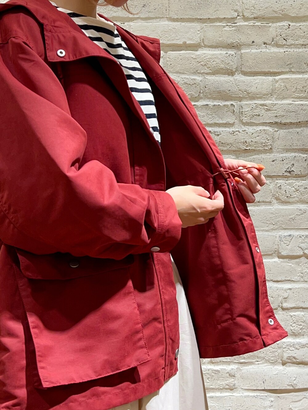 「サマンサ モスモス(Samansa Mos2)、Samansa Mos2、SM2、秋コーデ、秋のコーデ、ゆるコーデ、カジュアルコーデ、マウンテンパーカー、ブルゾン、ボーダー、ボーダートップス、フレアスカート、ロングスカート、キャップ、ボア」|「Samansa Mos2のボアシャギーキャップ(ハット、ホワイト系)」を使った、いっしき🐻さん(レディース・163cm)の秋コーディネートの3枚目の写真