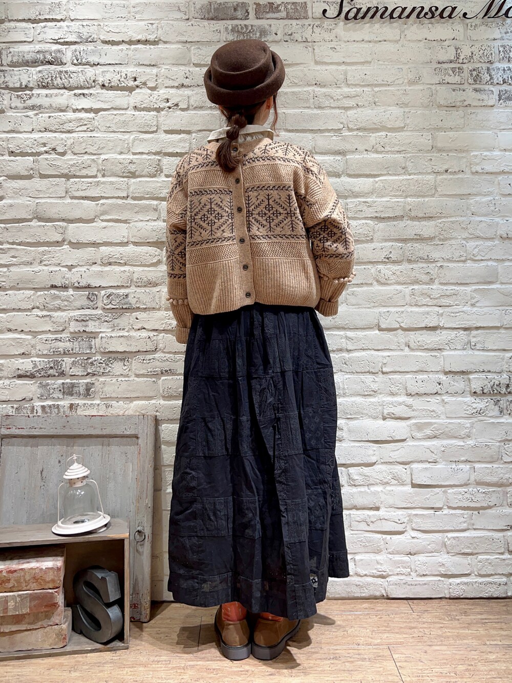 「TSUHARU by Samansa Mos2のモノグラム刺繍ブラウス(シャツ/ブラウス、ベージュ系)」を使った、いっしき🐻さん(レディース・163cm)の冬コーディネートの4枚目の写真