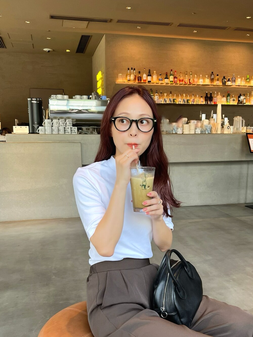 「秋服まるっと大公開、ローファー、秋コーデ、お出かけコーデ、シンプルコーデ、メガネ女子、ブラウン、休日スタイル」｜「ORiental TRaffic by yuriの【ZOZOTOWN限定】■23秋冬新作■晴雨兼用スムースローファー/31391（ローファー、ブラック系）」を使った、maiさん（レディース・162cm）の秋コーディネートの2枚目の写真