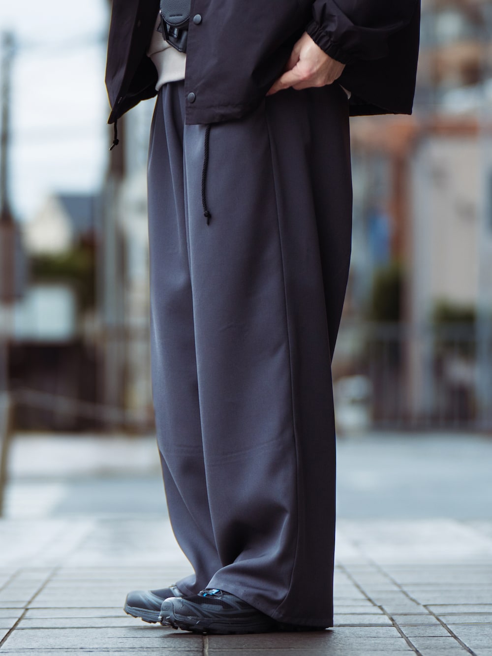r*a様 Graphpaper スラックス ブラック talow/タロー｜Graphpaperのスラックスを使ったコーディネート - WEAR