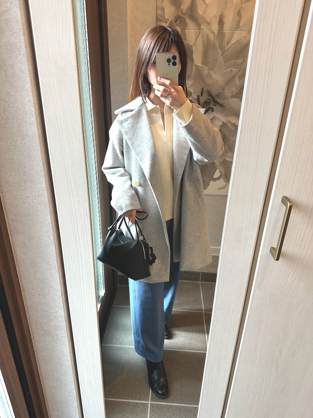 「GIANNI CHIARINIの【GIANNI CHIARINI】ALIFA M   2WAY レザーバッグ（ショルダーバッグ、ブラック系）」を使った、mayさん（骨格ストレート・レディース・157cm）の冬コーディネートの2枚目の写真