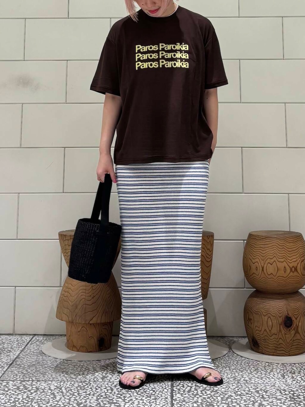 「大人カジュアル、ロングスカート、URBANRESEARCH、シンプルコーデ、サンダル、夏コーデ、newarrival、サンダルコーデ、お出かけコーデ、骨格ウェーブ、暑い、ウェーブ×ブルベ夏、洒落見えカットソーコーデ」|「URBAN RESEARCHのdecor『デコール』 Hematite4mmBallchoker(ネックレス、シルバー系)」を使った、MINAMIさん(レディース・158cm)の夏コーディネートの2枚目の写真