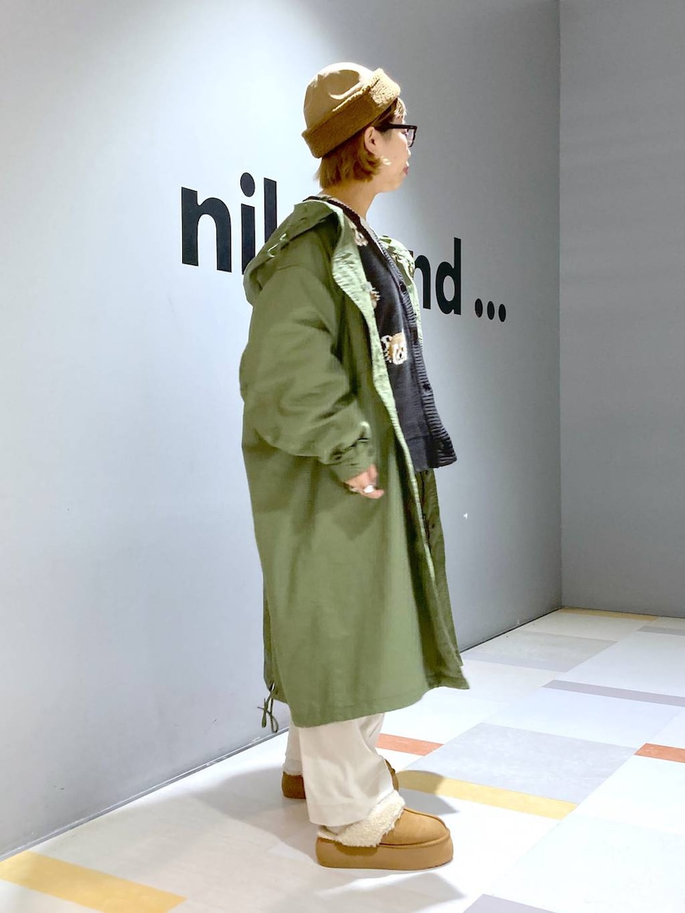 「低身長、体型カバー、ユニセックス」｜「niko and...のラビットタッチベロアパンツ（その他パンツ、ベージュ系）」を使った、タゾエさん（レディース・155cm）の秋コーディネートの2枚目の写真