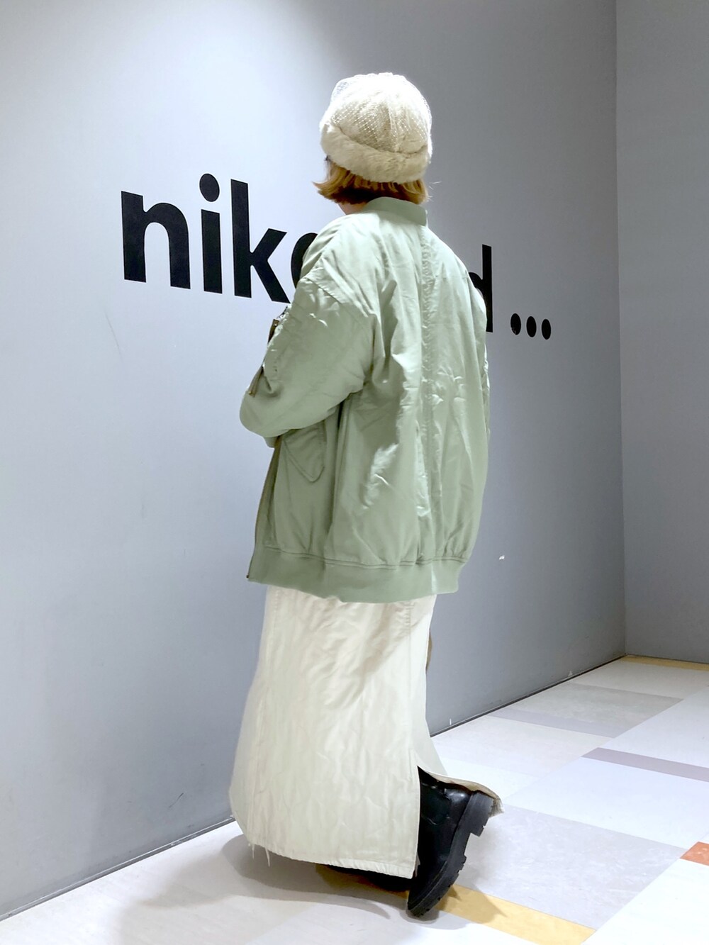 「ニコアンド(niko and...)、ニコアンド、ワンピース、シャギーニット」｜「niko and...のアイテム（ニット/セーター、ホワイト系）」を使った、タゾエさん（レディース・156cm）の秋コーディネートの5枚目の写真