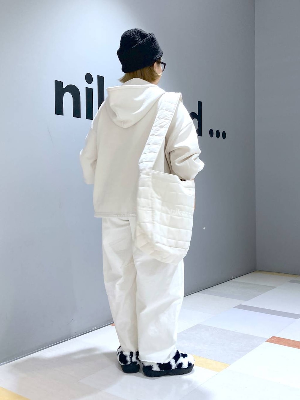 「低身長、体型カバー、ユニセックス」|「niko and...のオーガニックコットンテンセルロングTシャツ(Tシャツ/カットソー、ホワイト系)」を使った、タゾエさん(レディース・155cm)の秋コーディネートの3枚目の写真