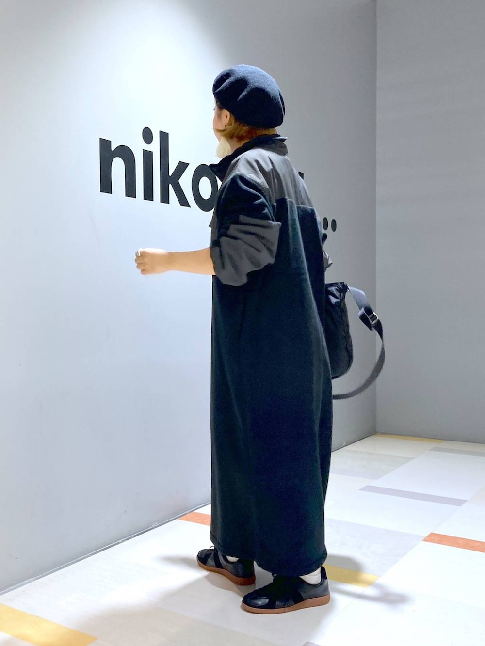 「低身長、体型カバー、ユニセックス」｜「niko and...のオリジナルカラーベレー帽（ハンチング/ベレー帽、ブラック系）」を使った、タゾエさん（レディース・155cm）の秋コーディネートの2枚目の写真