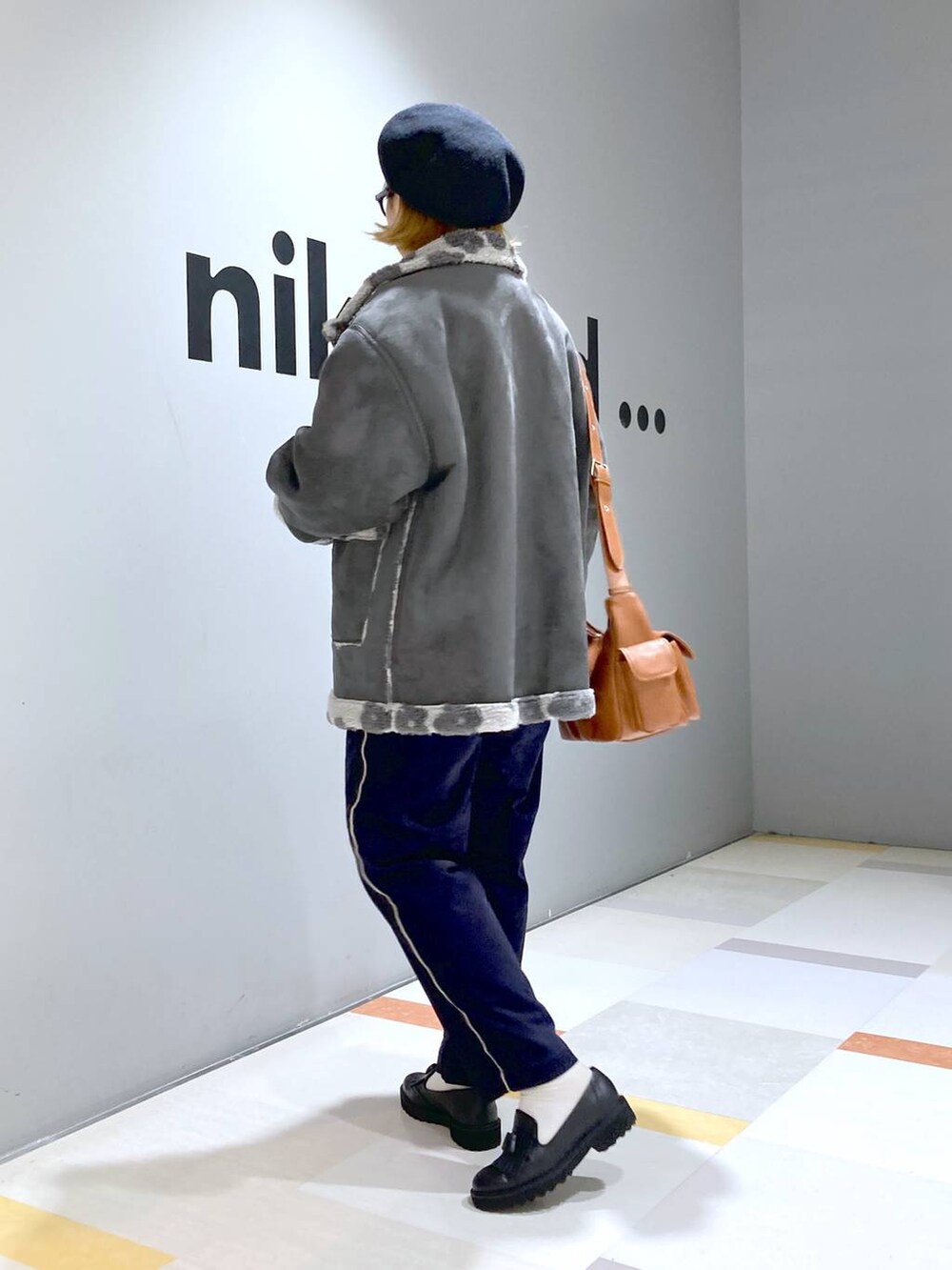 「低身長、体型カバー、ユニセックス」｜「niko and...のオリジナルカラーベレー帽（ハンチング/ベレー帽、ブラック系）」を使った、タゾエさん（レディース・155cm）の秋コーディネートの2枚目の写真
