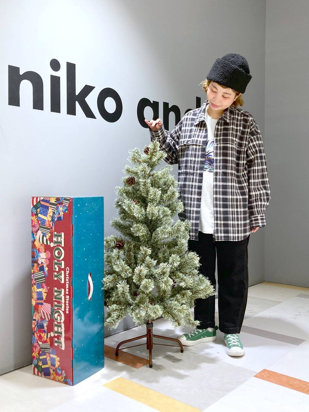 「低身長、体型カバー、ユニセックス」｜「niko and...のバックフリンジ ZIPシャツ（シャツ/ブラウス、ブラック系）」を使った、タゾエさん（レディース・155cm）の秋コーディネートの3枚目の写真