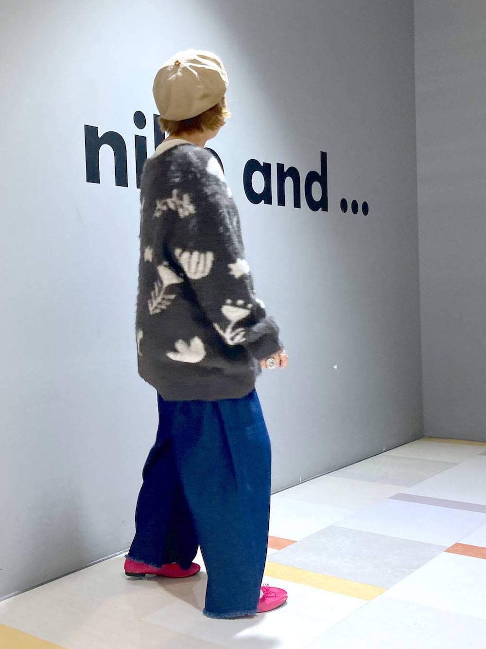 「低身長、体型カバー、ユニセックス」｜「niko and...のミニパイルステッチプルオーバー（Tシャツ/カットソー、ベージュ系）」を使った、タゾエさん（レディース・155cm）の冬コーディネートの3枚目の写真