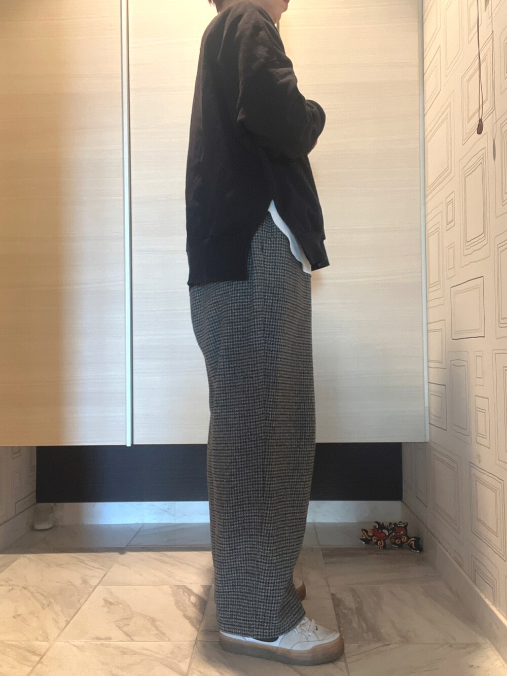 「パンツスタイル、おしゃれさんと繋がりたい、中綿アウター、シンプルコーデ、NIKE、今日のコーデ」｜「JOURNAL STANDARDのアイテム（その他パンツ、ブラウン系）」を使った、myu♡（相互フォロー）さん（レディース・161cm）の冬コーディネートの2枚目の写真