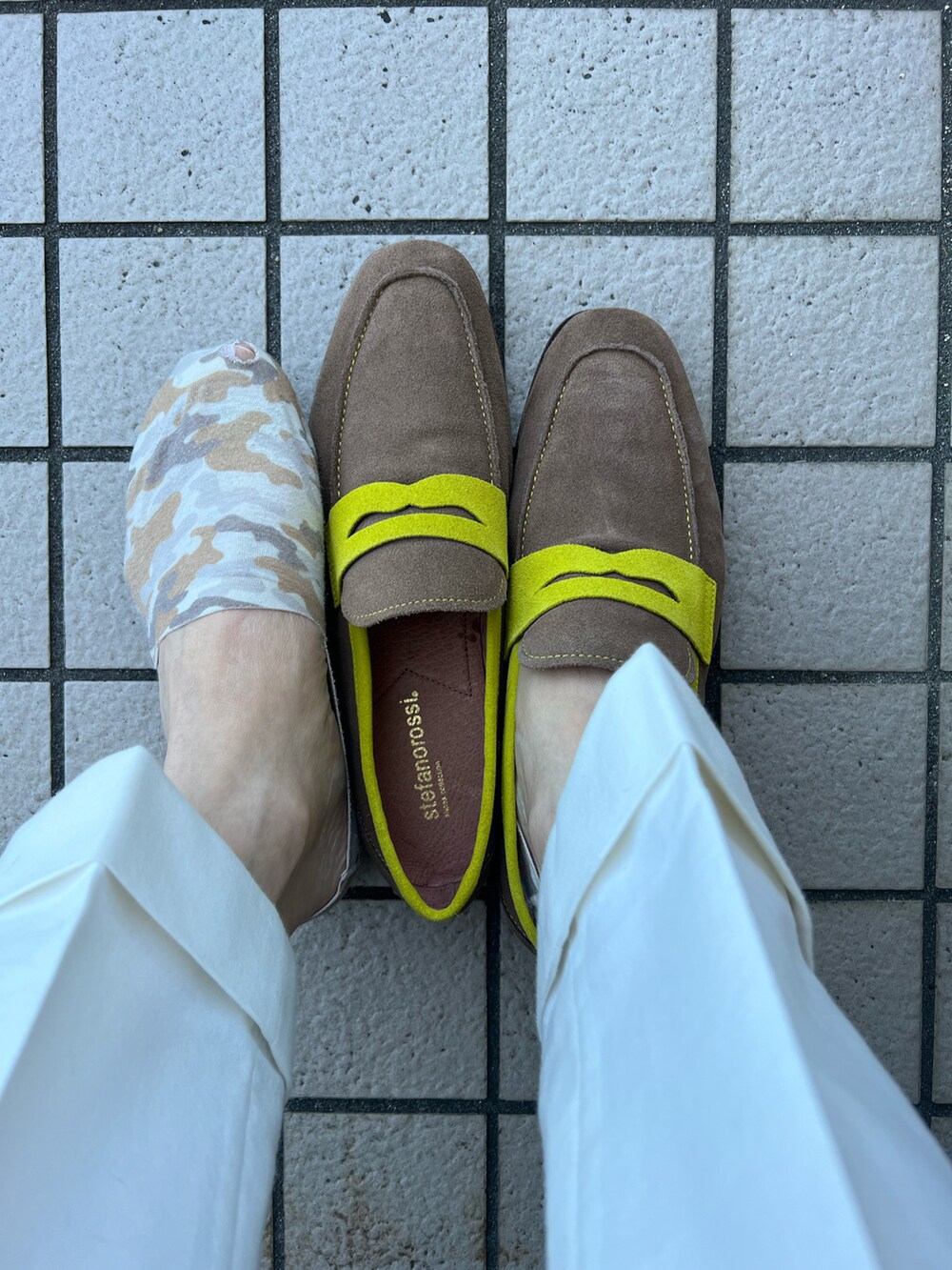 「CAMICIANISTAのアイテム（シャツ/ブラウス、イエロー系）」を使った、michi-michiさん（メンズ・165cm）の夏コーディネートの3枚目の写真