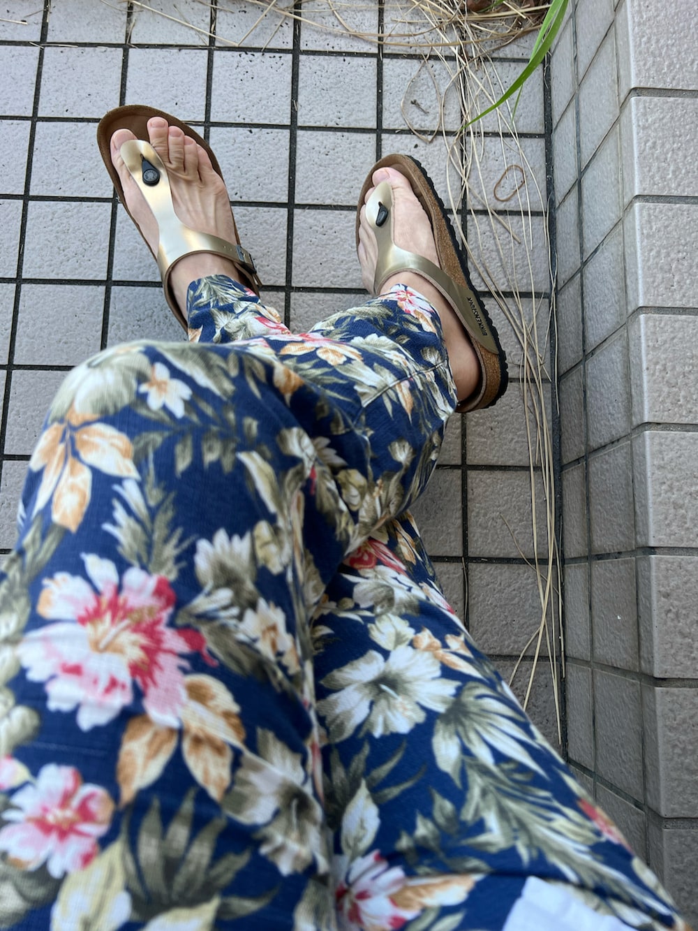「HERMESのアイテム（アクセサリー、ゴールド系）」を使った、michi-michiさん（メンズ・165cm）の秋コーディネートの2枚目の写真