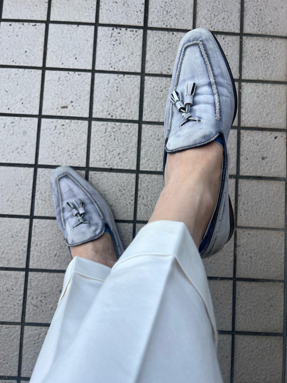 「JOINT WORKSのアイテム（テーラードジャケット、ブルー系）」を使った、michi-michiさん（メンズ・165cm）の夏コーディネートの4枚目の写真