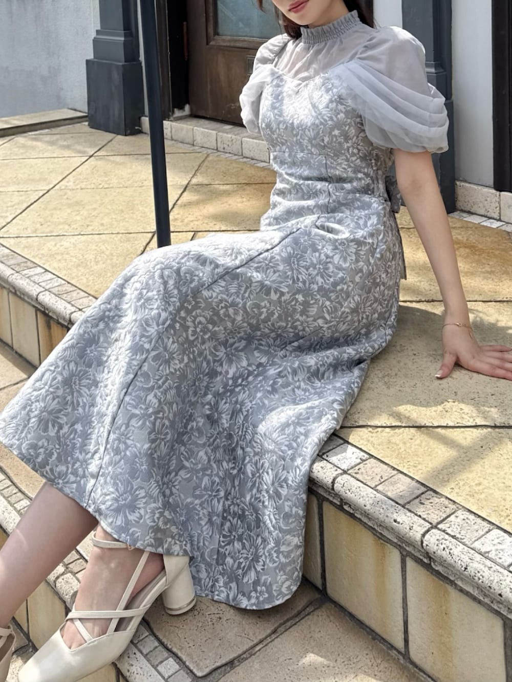 「お呼ばれ、お呼ばれスタイル、お呼ばれコーデ、お呼ばれドレス、お呼ばれワンピ、オケージョン、オケージョンスタイル、オケージョンワンピース、オケージョンドレス、オケージョンコーデ、結婚式、結婚式二次会スタイル、結婚式 ワンピース、結婚式コーデ、結婚式スタイル」｜「dazzlinのシアーベールジャガードワンピース（ドレス、グレー系）」を使った、mikiさん（レディース・153cm）の春コーディネートの10枚目の写真