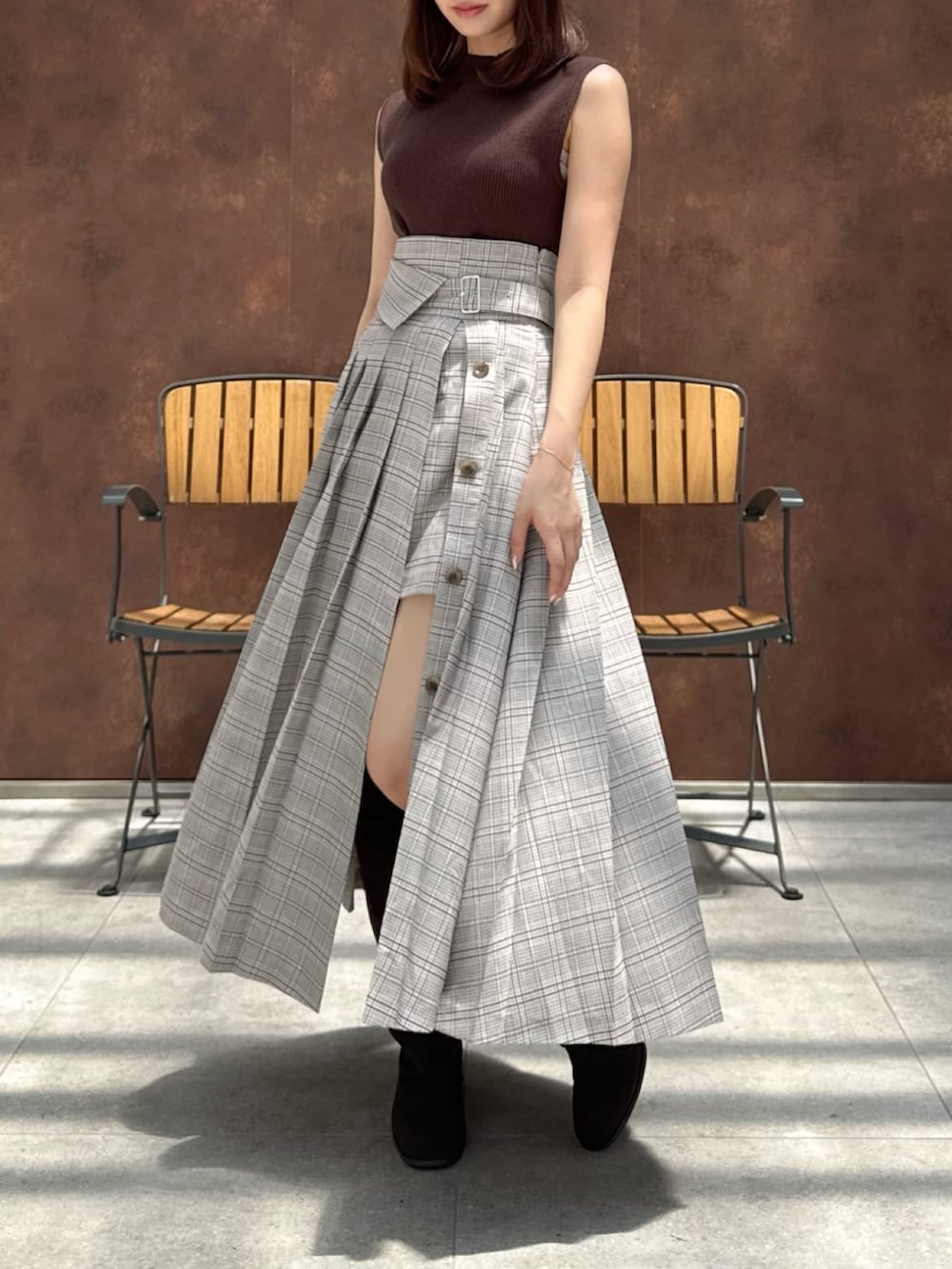 「レイヤード、レイヤードスタイル、レイヤードコーデ、レイヤード風、スカート、スカートスタイル、スカートコーデ、スカートパンツ、パンツスカート」｜「dazzlinのパンツレイヤードプリーツスカート（スカート、その他）」を使った、mikiさん（レディース・153cm）の夏コーディネートの2枚目の写真