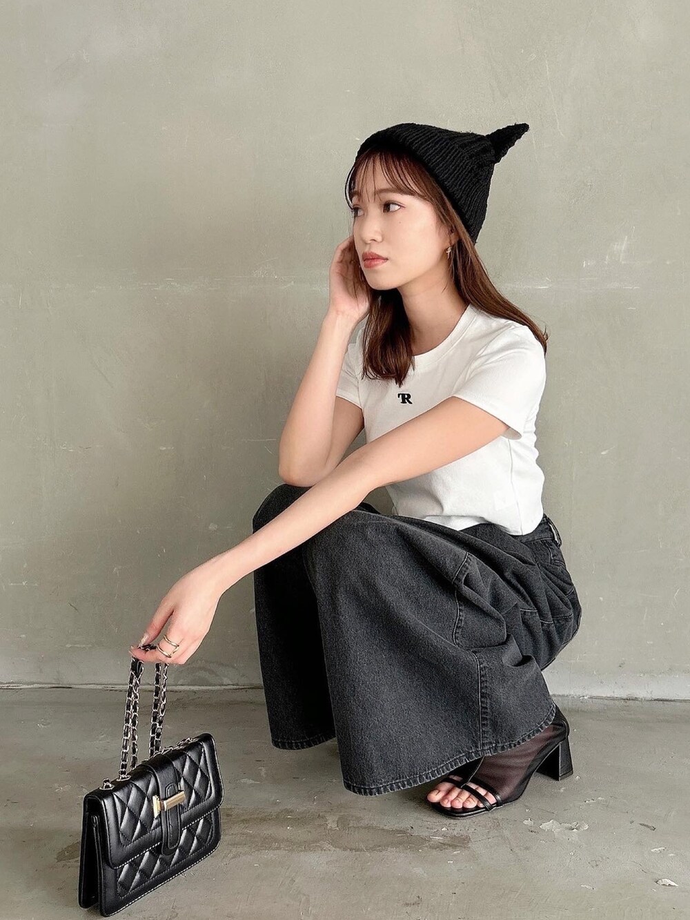 「猫耳、ネコミミ」｜「dazzlinの【Taeriコラボ】フロントロゴマークショートTシャツ（Tシャツ/カットソー、ホワイト系）」を使った、mikiさん（レディース・153cm）の夏コーディネートの4枚目の写真