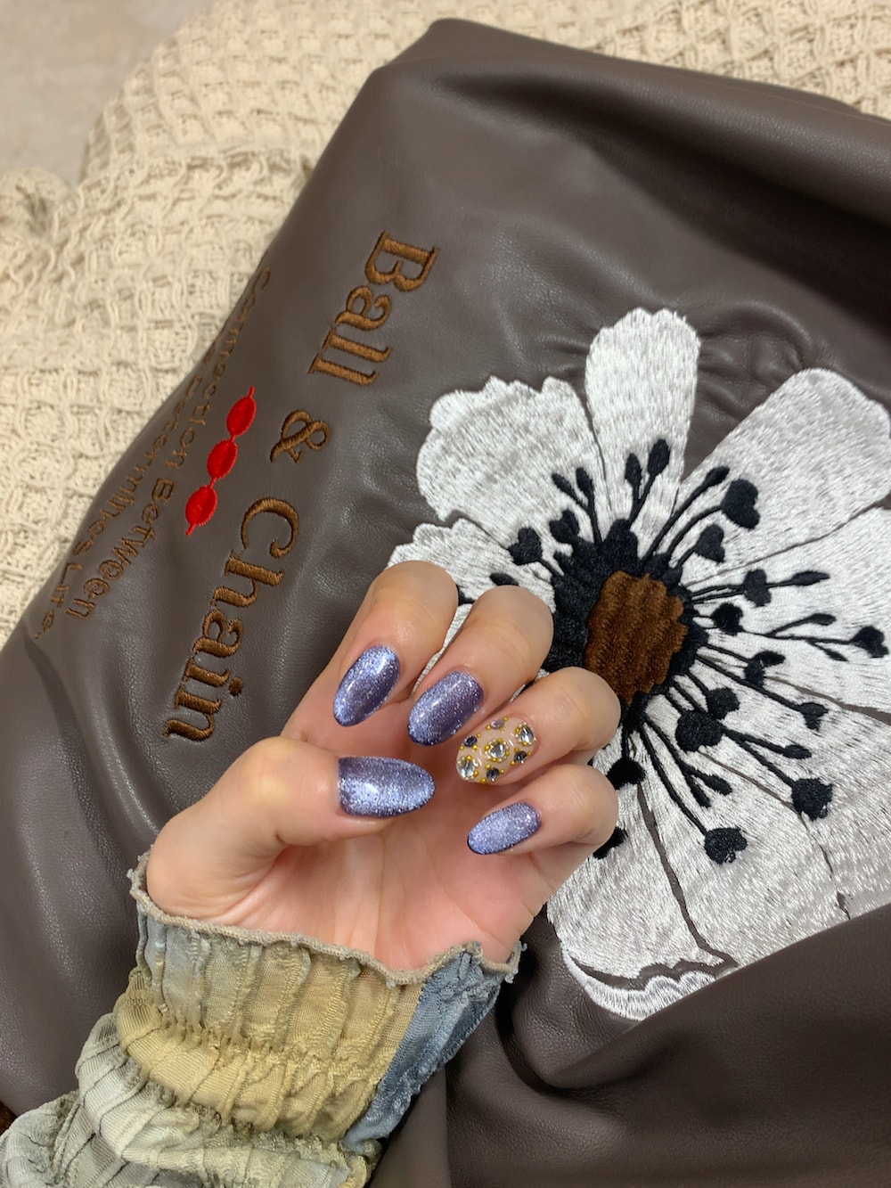 「オトナカジュアル、パンツコーデ、休日コーデ、春、シンプルコーデ、プチプラ、お洒落さんとつながりたい、ootd、ファーベスト、followforfollow、LOWRYS FARM、Ball&Chain」｜「LOVEHUNTERのオリジナルクリアソール3ホールシューズ（ドレスシューズ、ブラック系）」を使った、ミカンさん（レディース・157cm）の冬コーディネートの3枚目の写真