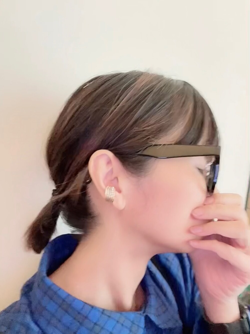 「冬を彩る色いろコーデ」｜「esutorejaのサイドポケットパンツ（スラックス、ブラック系）」を使った、なな☺︎さん（レディース・155cm）の冬コーディネートの4枚目の写真