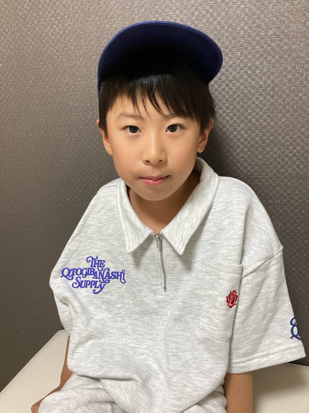 「キャップ、セットアップ、6歳、お誕生日おめでとう♡」｜「agnes b.のGL11 L CASQUETTE　ベビー　ロゴキャップ（キャップ、ブルー系）」を使った、S♡K♡K♡さん（キッズ・90cm）の春コーディネートの2枚目の写真