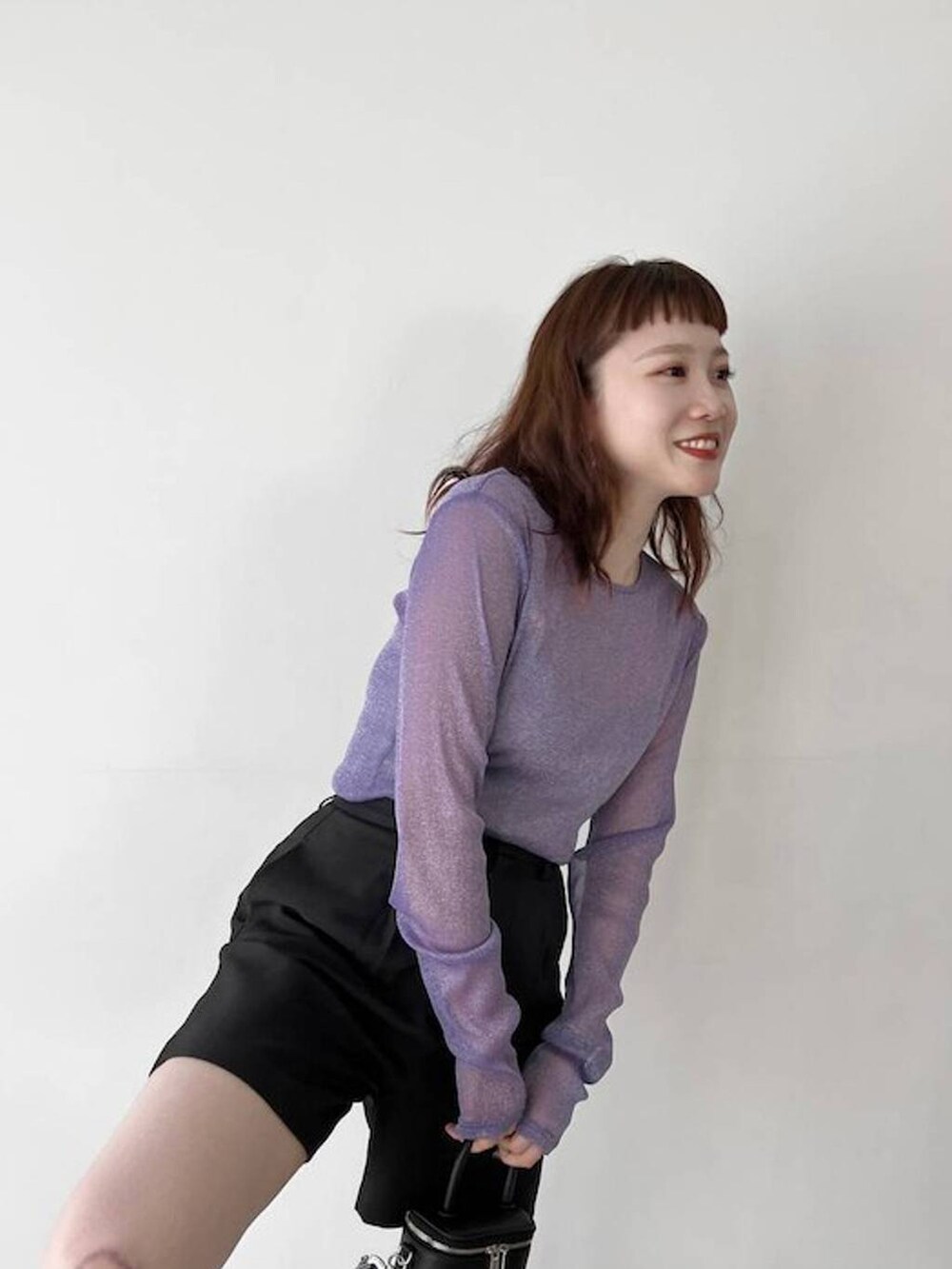 「着痩せ・細見え、若見え、個性派、着痩せ、カジュアル、LOWRYS FARM」｜「LOWRYS FARMのストレッチロングブーツ　 970807（ブーツ、ブラック系）」を使った、サトムラさん（レディース・163cm）の秋コーディネートの2枚目の写真