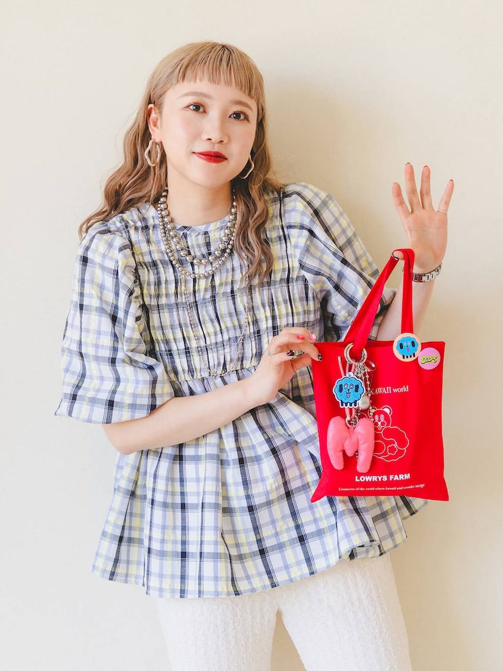 「着痩せ・細見え、若見え、個性派、着痩せ、カジュアル、LOWRYS FARM」｜「LOWRYS FARMのポインテッドナローサンダル  287486（サンダル、ブラック系）」を使った、サトムラさん（レディース・164cm）の春コーディネートの3枚目の写真