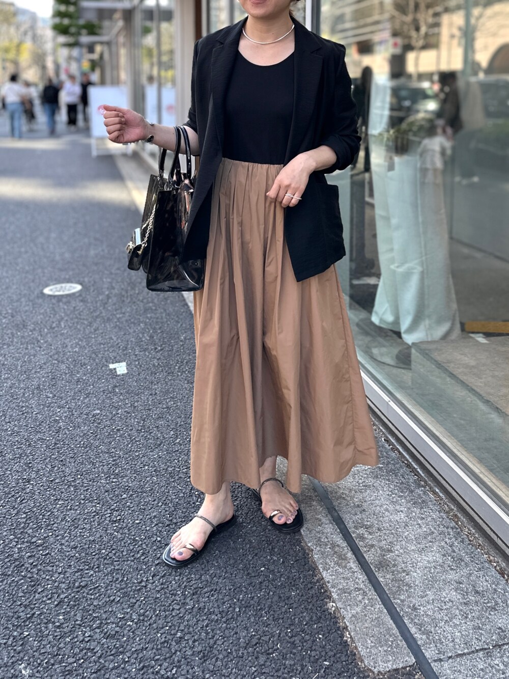 「ワンピース、夏コーデ、ドッキングワンピ、シアージャケット、きれい目カジュアル、GWコーデ、シンプルコーデ」｜「NOLLEY’Sの◇【WEB限定】ウォッシャブル2WAYドッキングワンピース（ワンピース、イエロー系）」を使った、nol mayumiiさん（レディース・160cm）の春コーディネートの8枚目の写真