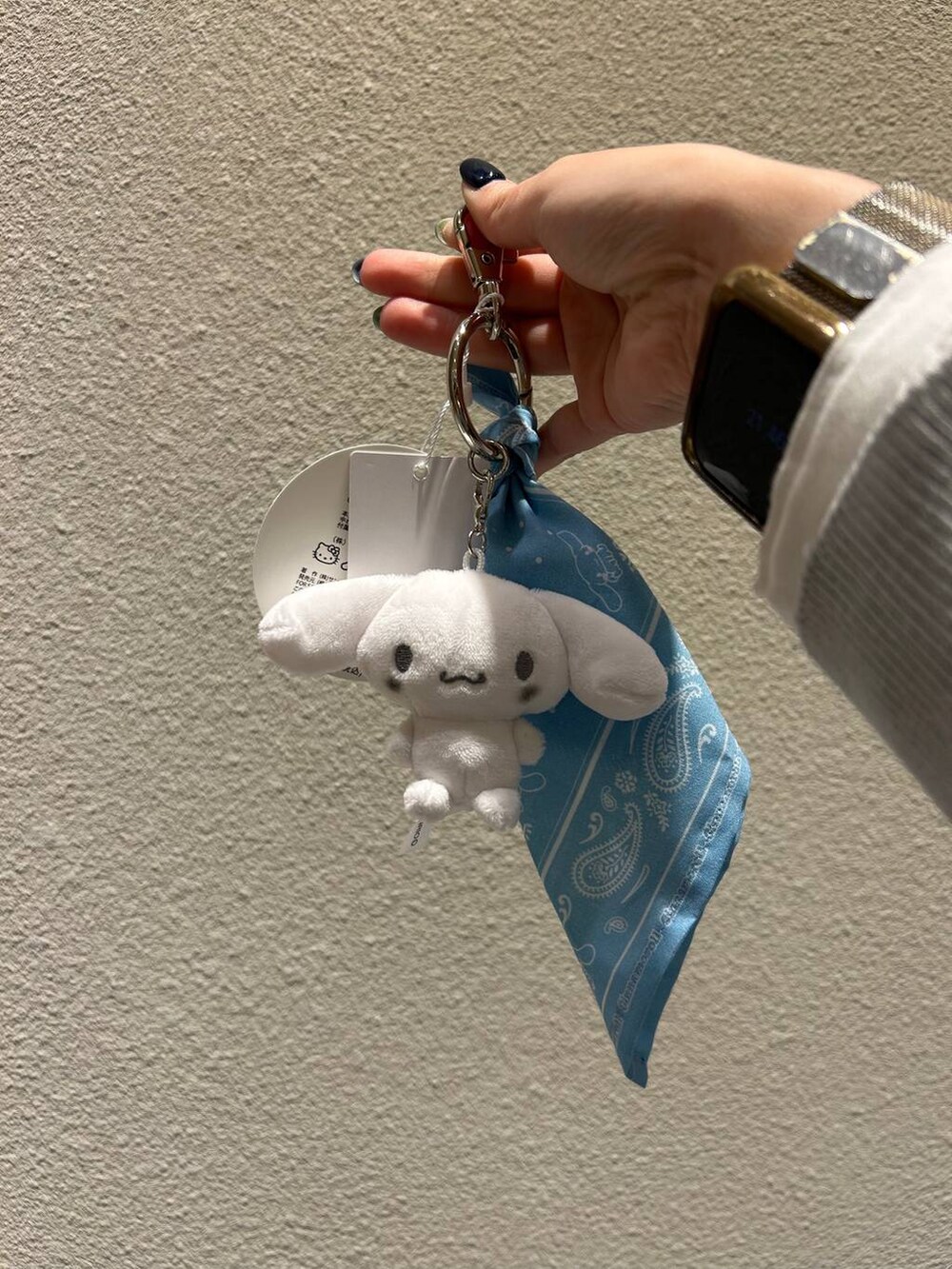 「着痩せ・細見え、カジュアル、差し色コーデ、低身長」｜「LEPSIMの【サンリオキャラクターズ】チャーム　303354（キーホルダー、ホワイト系）」を使った、ユウカさん（レディース・154cm）の冬コーディネートの4枚目の写真