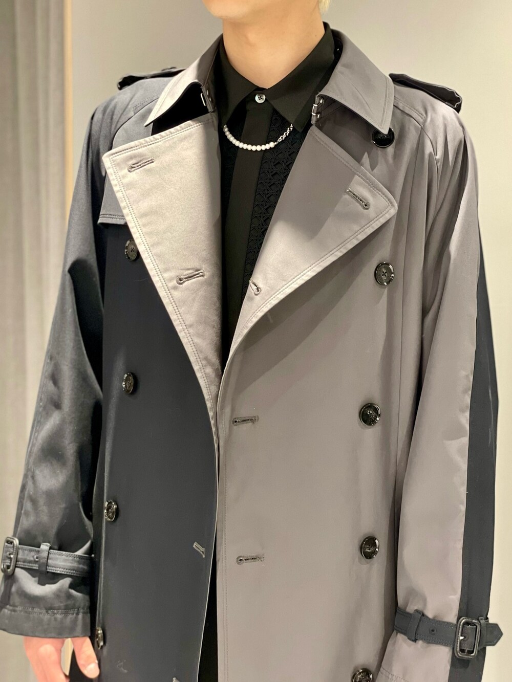 SHIN(LOVELESS ニュウマン 横浜店)｜LOVELESSのトレンチコートを使った