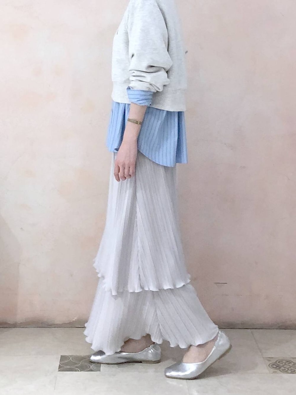 mskyszwさんの「チェーンハンドル2WAYショルダーバッグ / 253087（LAKOLE）」を使ったコーディネートの8枚目の写真