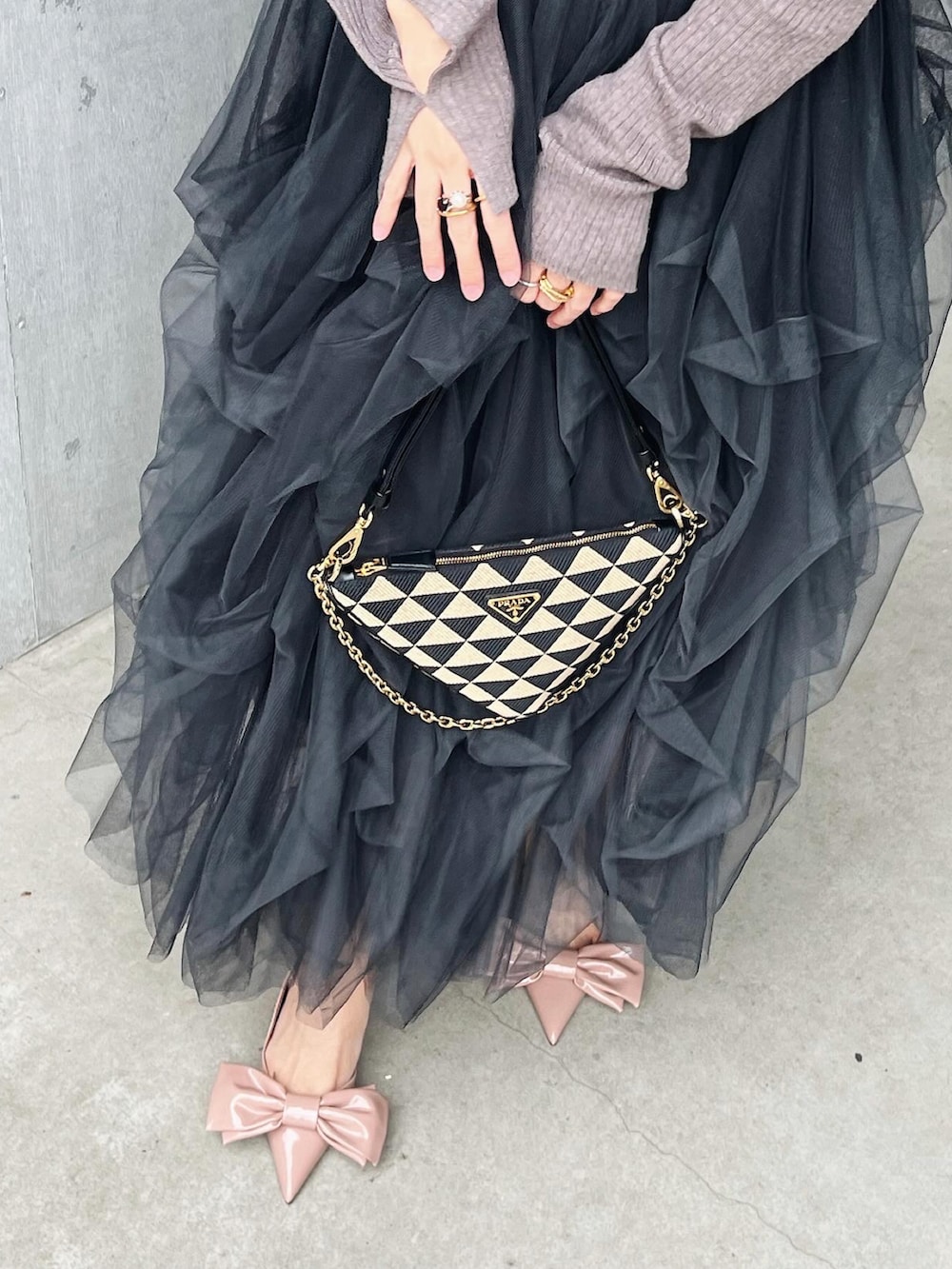 「Estella.Kのアイテム（トップス、ブラウン系）」を使った、M.さん（レディース・169cm）の秋コーディネートの2枚目の写真
