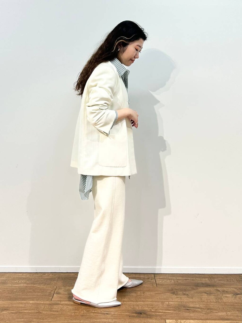 「着痩せ・細見え、女子ウケ、ベーシック/シンプル」|「ucalyptの【ucalypt】Choker(ネックレス、グレー系)」を使った、pocustagramさん(レディース・162cm)の冬コーディネートの4枚目の写真