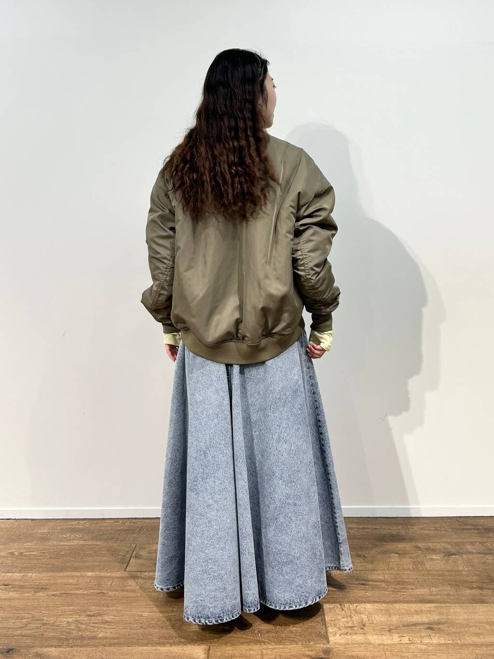 「ベーシック/シンプル、着痩せ・細見え、女子ウケ」｜「ucalyptの【ucalypt】Choker（ネックレス、グレー系）」を使った、pocustagramさん（レディース・162cm）の冬コーディネートの5枚目の写真