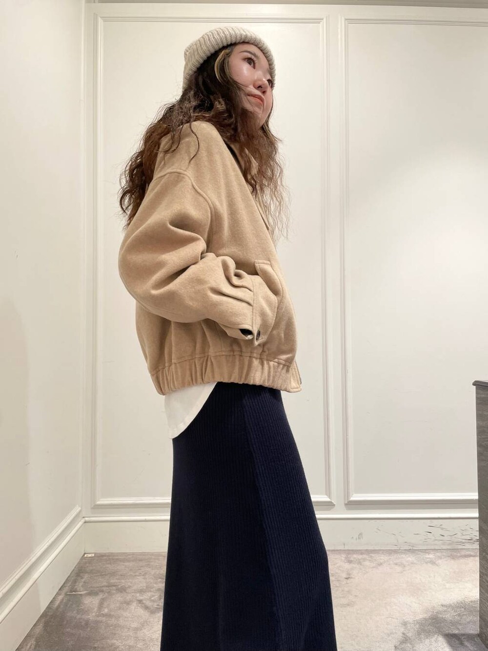 「ベーシック/シンプル、着痩せ・細見え、女子ウケ」｜「FRATELLI TALLIの【FRATELLI TALLI】ニットCAP（ニットキャップ/ビーニー、ベージュ系）」を使った、pocustagramさん（レディース・162cm）の冬コーディネートの8枚目の写真