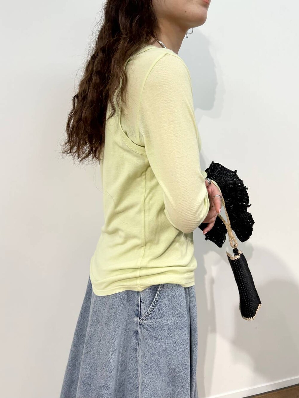 「ベーシック/シンプル、着痩せ・細見え、女子ウケ」｜「ucalyptの【ucalypt】Choker（ネックレス、グレー系）」を使った、pocustagramさん（レディース・162cm）の冬コーディネートの7枚目の写真