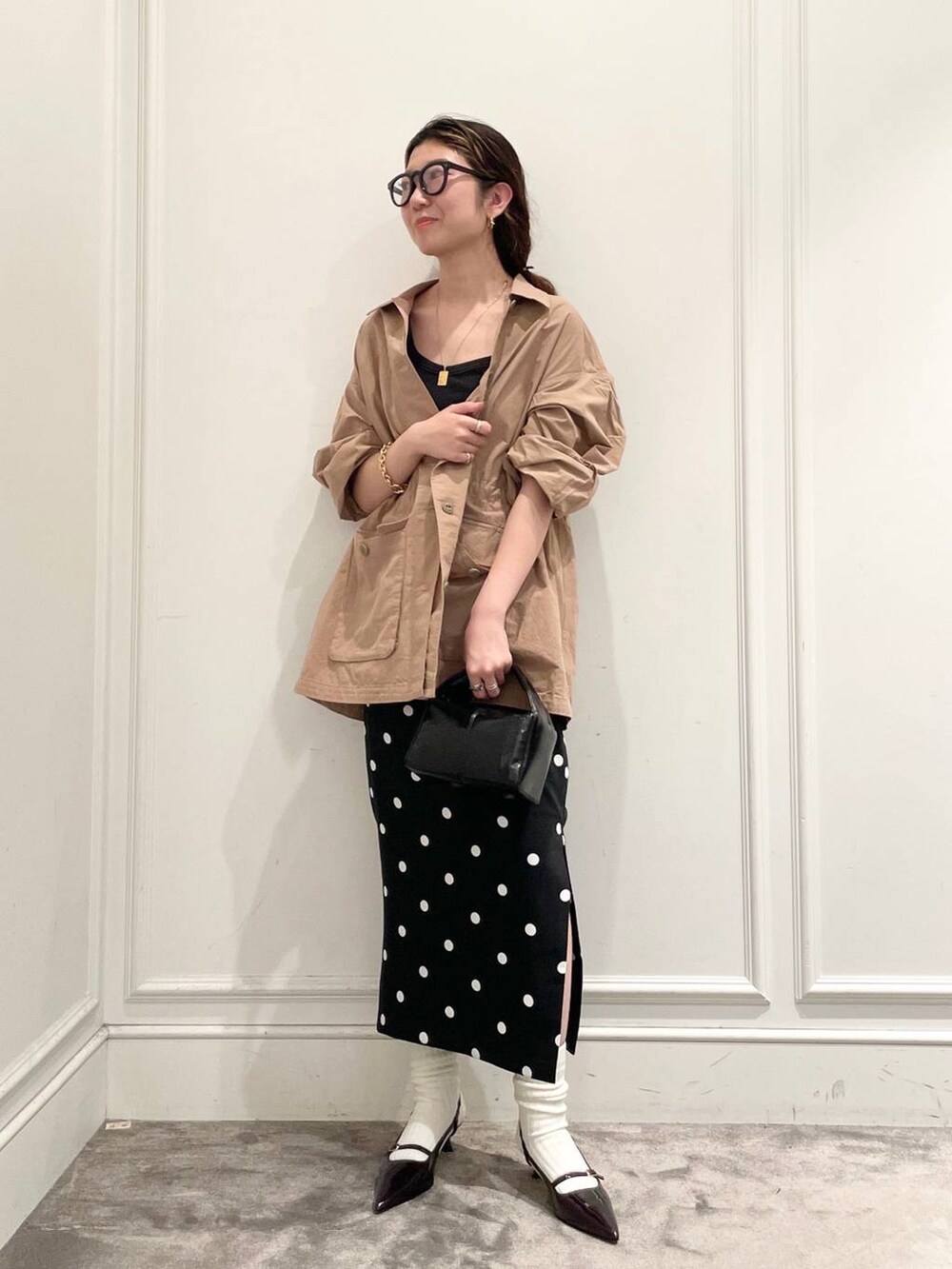 「着痩せ・細見え、ベーシック/シンプル、女子ウケ」｜「BABYLONEのフレンチフィールドジャケット（ミリタリージャケット、イエロー系）」を使った、pocustagramさん（レディース・162cm）の秋コーディネートの2枚目の写真
