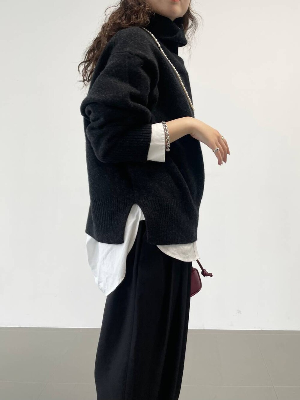 「ベーシック/シンプル、着痩せ・細見え、女子ウケ」｜「BABYLONEのウールカシミヤタートルネックプルオーバー（ニット/セーター、グレー系）」を使った、pocustagramさん（レディース・162cm）の秋コーディネートの6枚目の写真