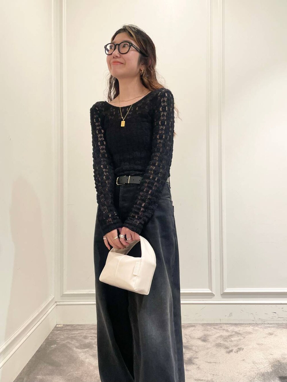 「着痩せ・細見え、女子ウケ、ベーシック/シンプル」｜「BABYLONEの【HAIKURE】BETHデニム BLK（デニムパンツ、ブラック系）」を使った、pocustagramさん（レディース・162cm）の秋コーディネートの7枚目の写真