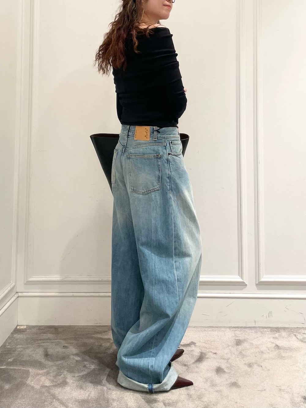 「着痩せ・細見え、女子ウケ、ベーシック/シンプル」|「&MyuQの【&MyuQ】MATTETRA BAG(トートバッグ、ブラック系)」を使った、pocustagramさん(レディース・162cm)の秋コーディネートの4枚目の写真