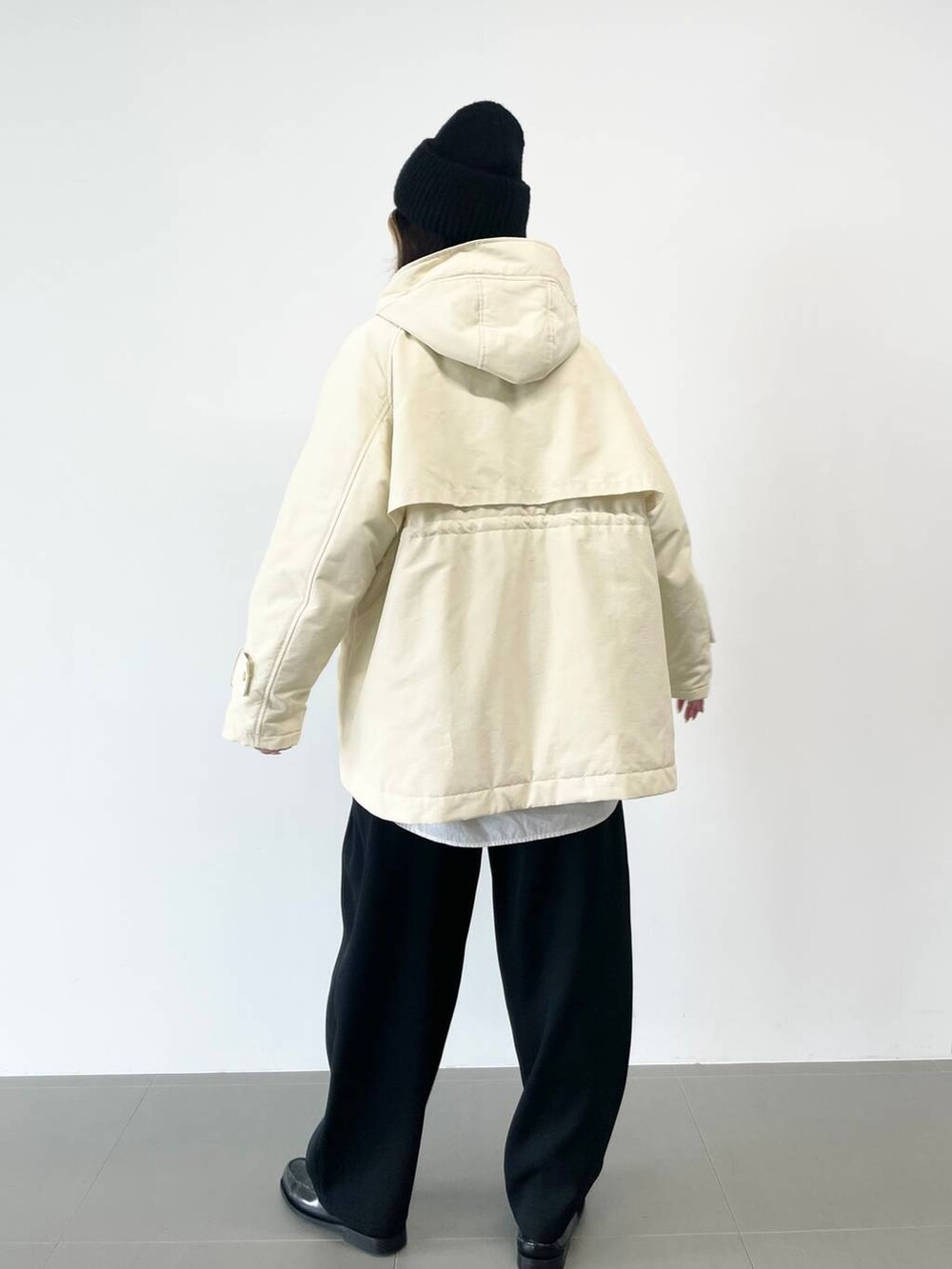 「ベーシック/シンプル、着痩せ・細見え、女子ウケ」|「FRATELLI TALLIの【FRATELLI TALLI】ニットCAP(ニットキャップ/ビーニー、ブラック系)」を使った、pocustagramさん(レディース・162cm)の冬コーディネートの5枚目の写真