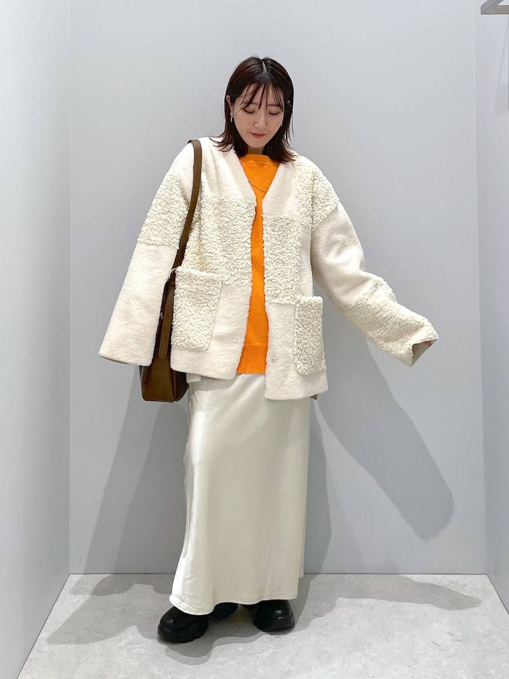 「低身長、カジュアル、ベーシック/シンプル、体型カバー、高見え、ゆったり、LEPSIM」|「LOWRYS FARMのストレッチスニーカーブーツ 133385(ブーツ、ブラック系)」を使った、manaさん(レディース・153cm)の冬コーディネートの9枚目の写真